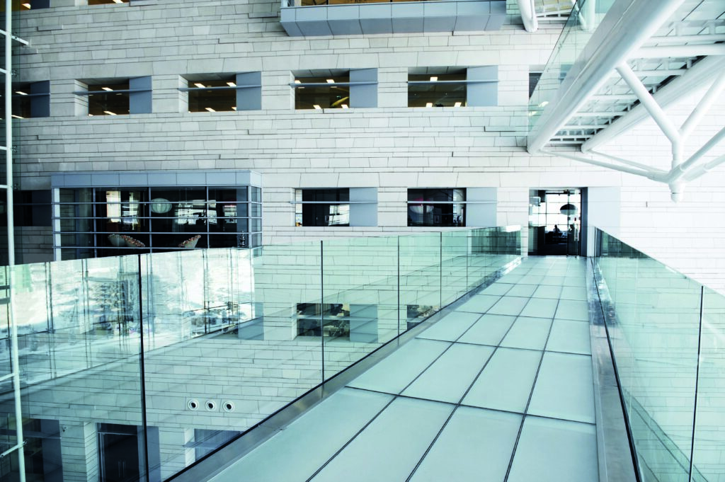 barandillas para oficinas de cristal